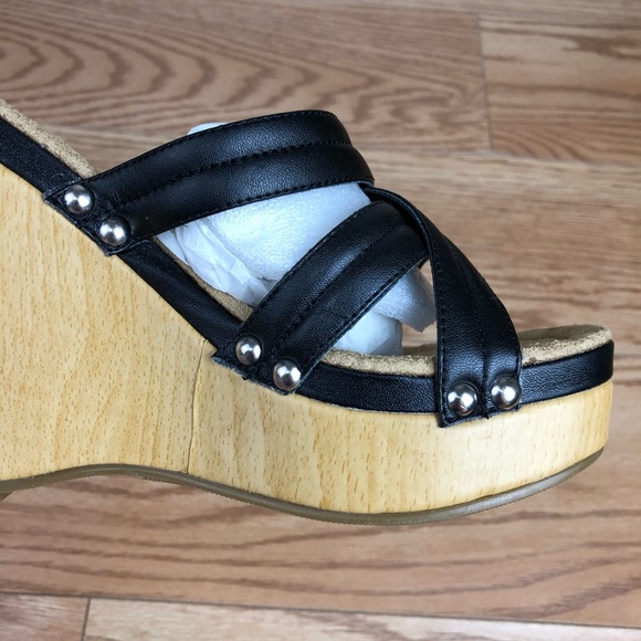 SODA Film-S Black Strap Platform Sandal - Picture 7 of 10